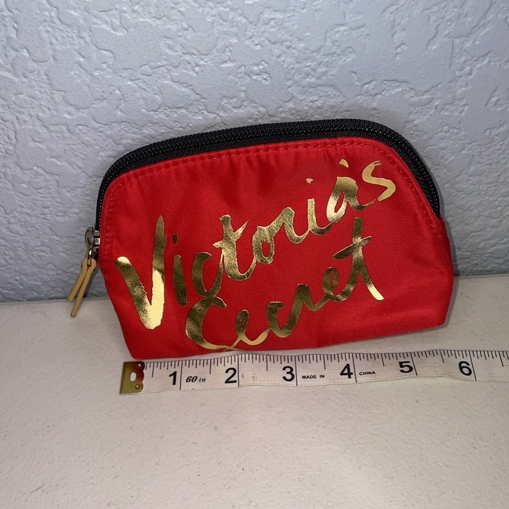 VICTORIA'S SECRET MAKEUP BAG VS Mini Makeup Bag Purse size Makeup Bag 👛Red Gold - Picture 9 of 11